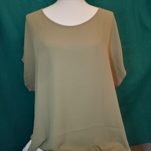 𝅺sweet Rain Top Women's Size X-Large